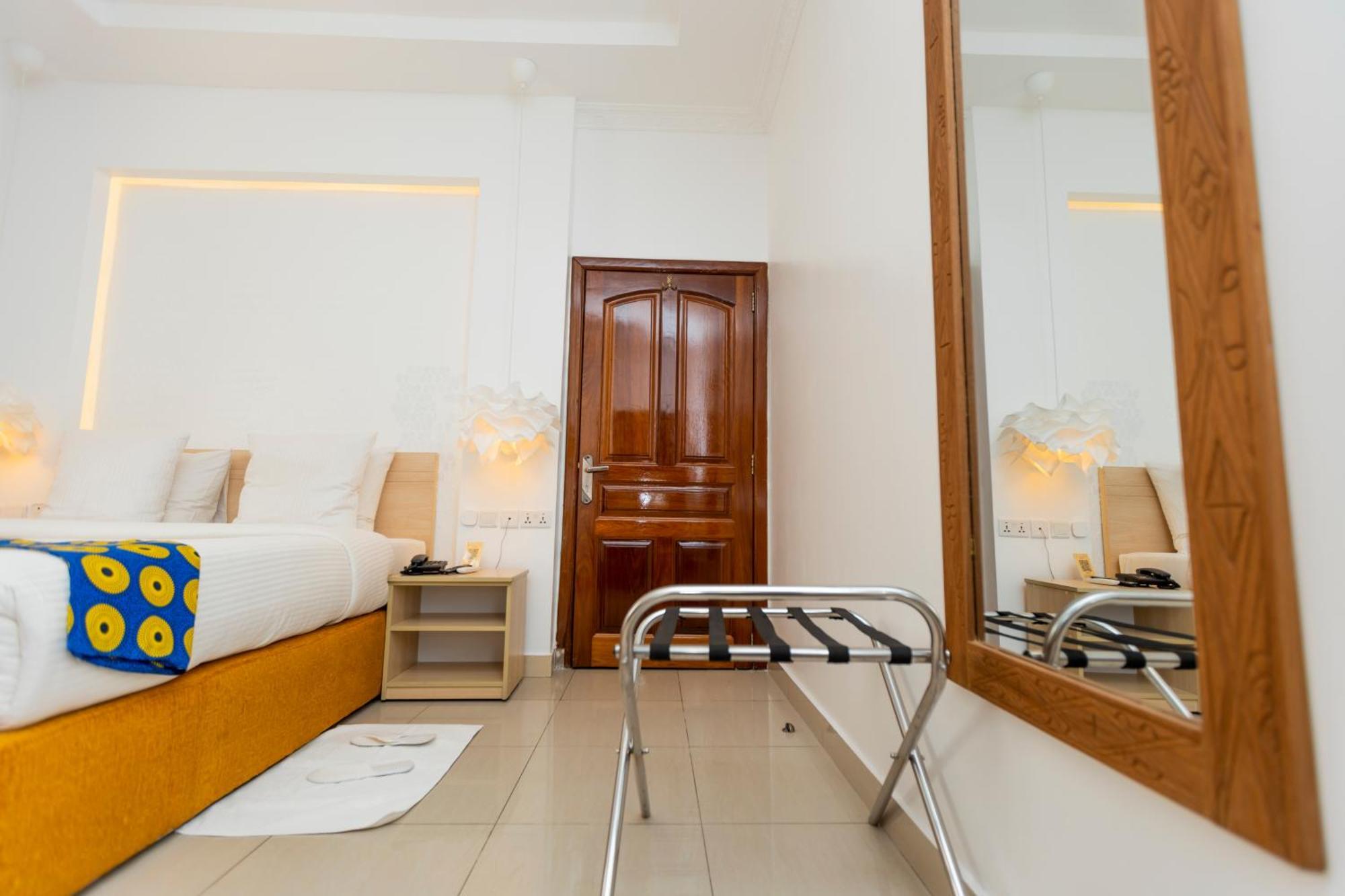 Amata N'Ubuki Boutique Hotel Ltd Кигали Экстерьер фото