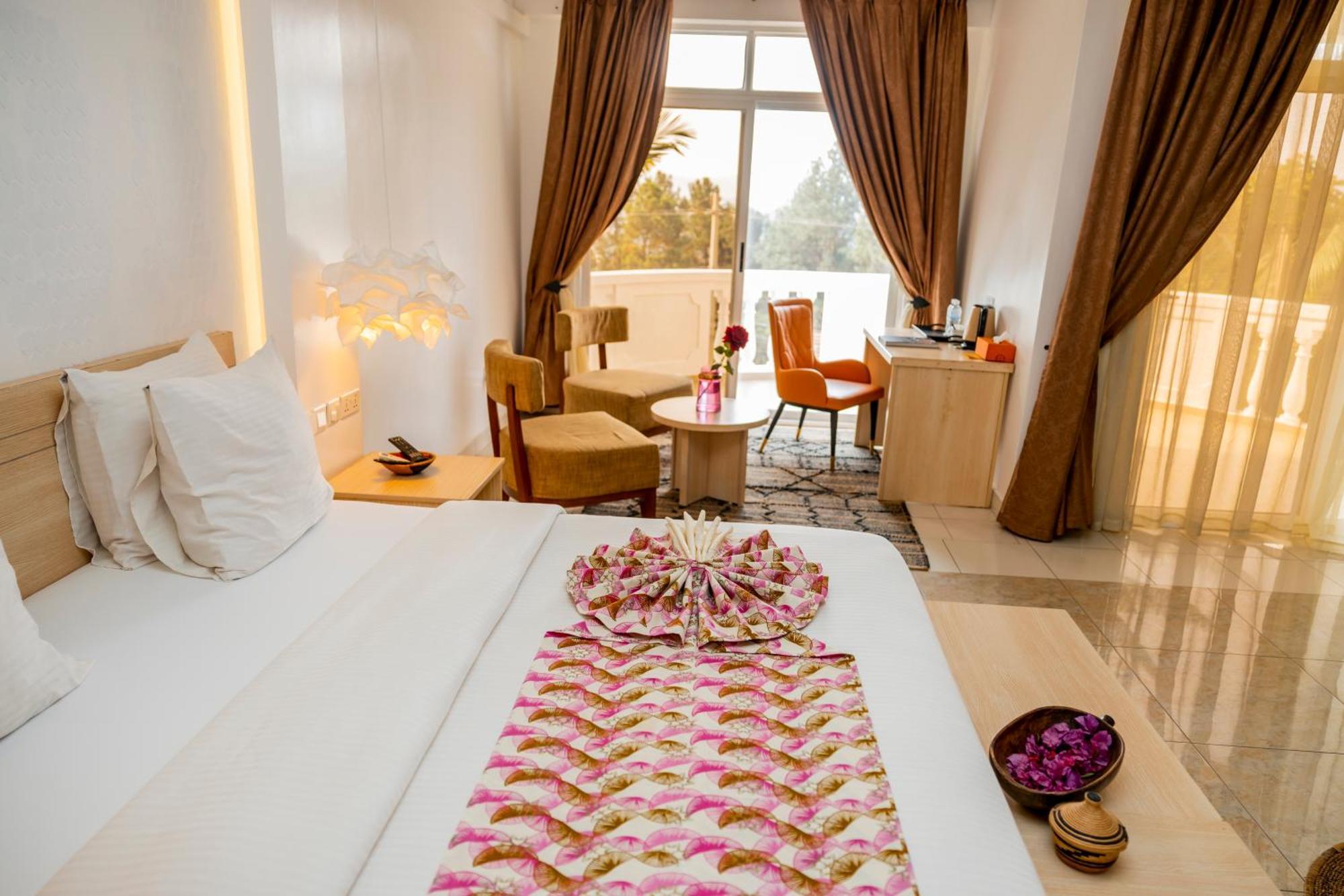 Amata N'Ubuki Boutique Hotel Ltd Кигали Экстерьер фото
