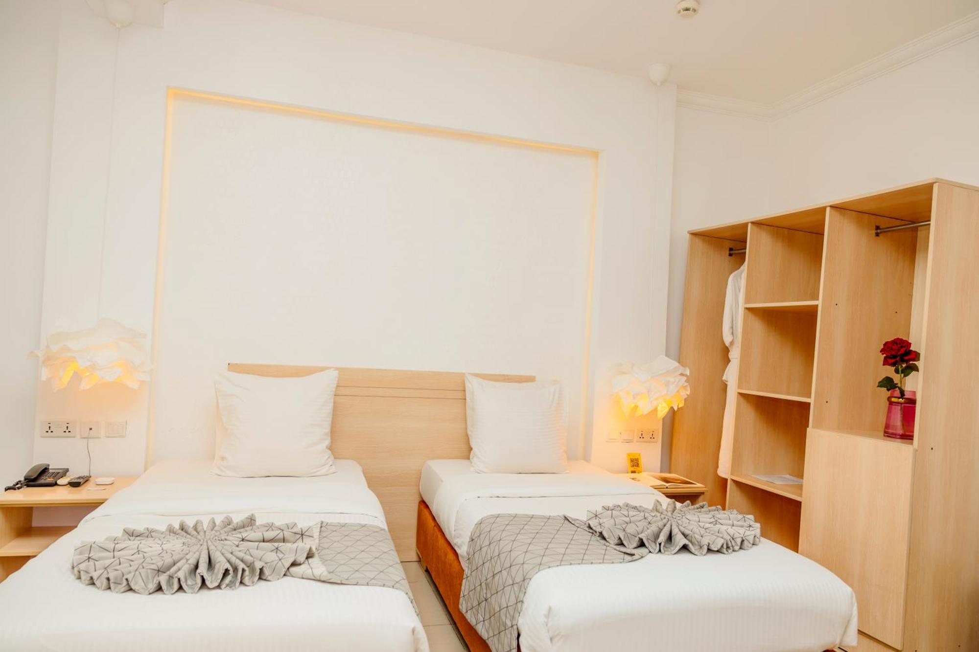 Amata N'Ubuki Boutique Hotel Ltd Кигали Экстерьер фото